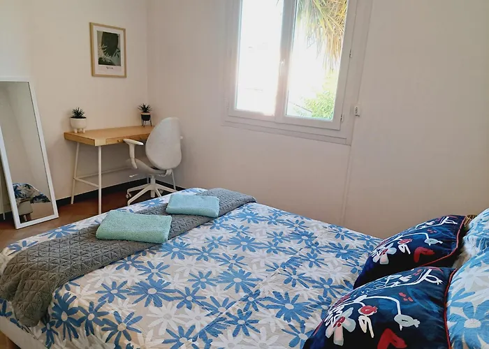 Apartman Spacieux Avec Balcon Narbonne